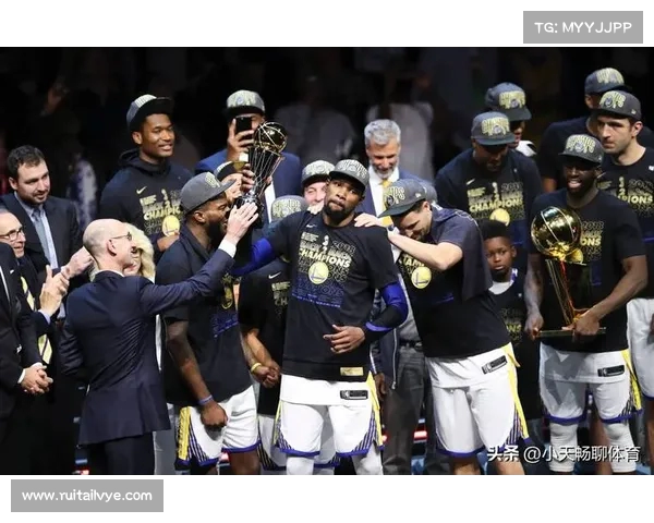 NBA官方发布新赛季球队阵容更新 多支球队力求强力补强争夺总冠军