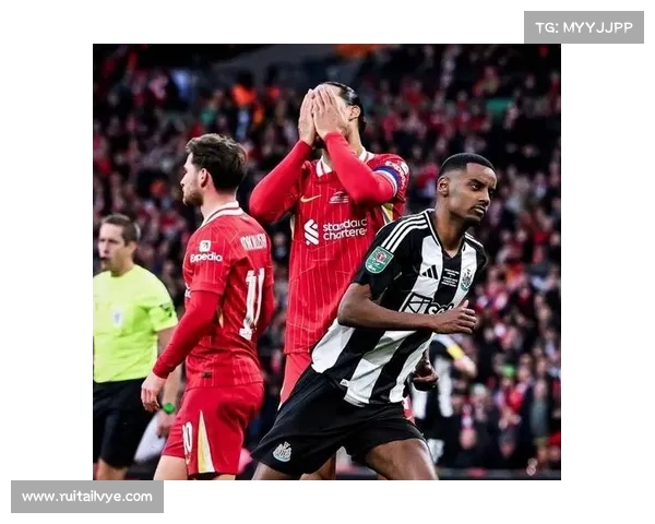 纽卡明确需尽快推动伊萨克转会交易 当前局面难以为继 纽卡明确需尽快推动伊萨克转会交易 当前局面难以为继